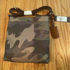 BNWT Tommy Hilfiger Crossbody Bag